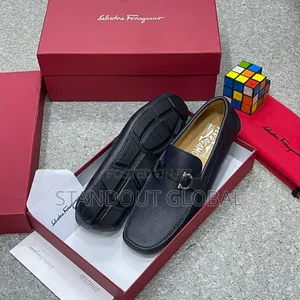 Luxury Ferragamo Loafers Shoe