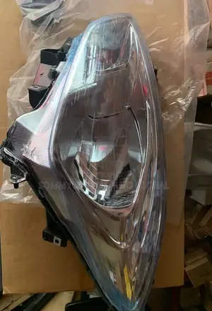Head Lamp Suzuki Dzire Available