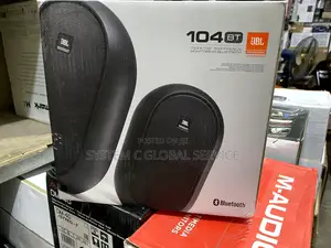 JBL 104bt Studio Monitor