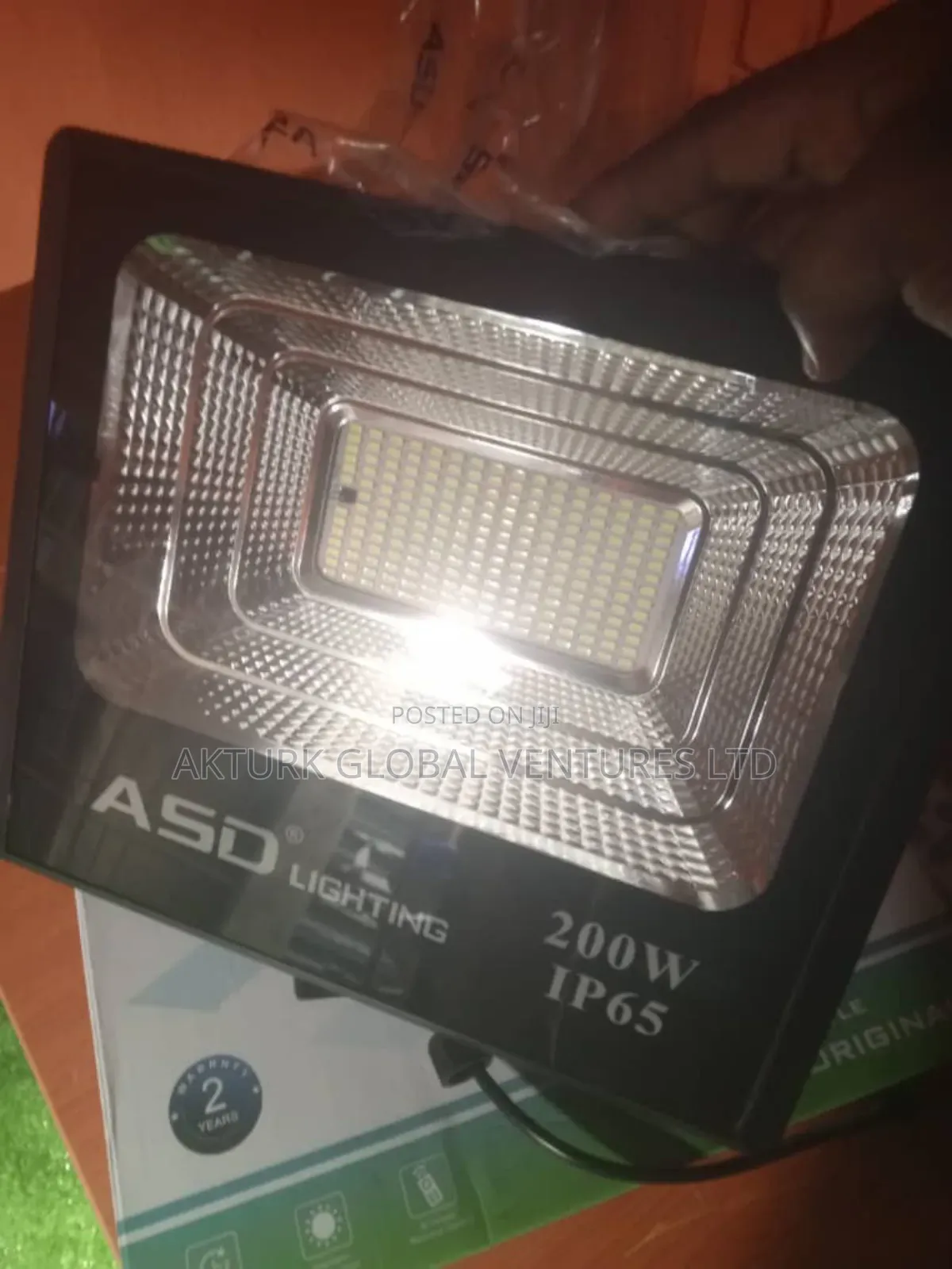 200 Watts Flood Light