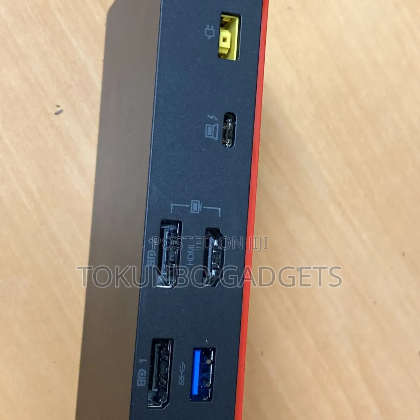 Lenovo Thinkpad Thunderbolt 3 Dock
With Complete Accessories