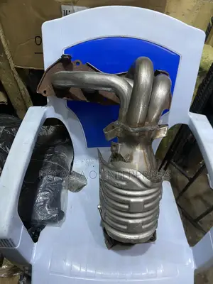 Engine Manifold Catalyst Camry 2014