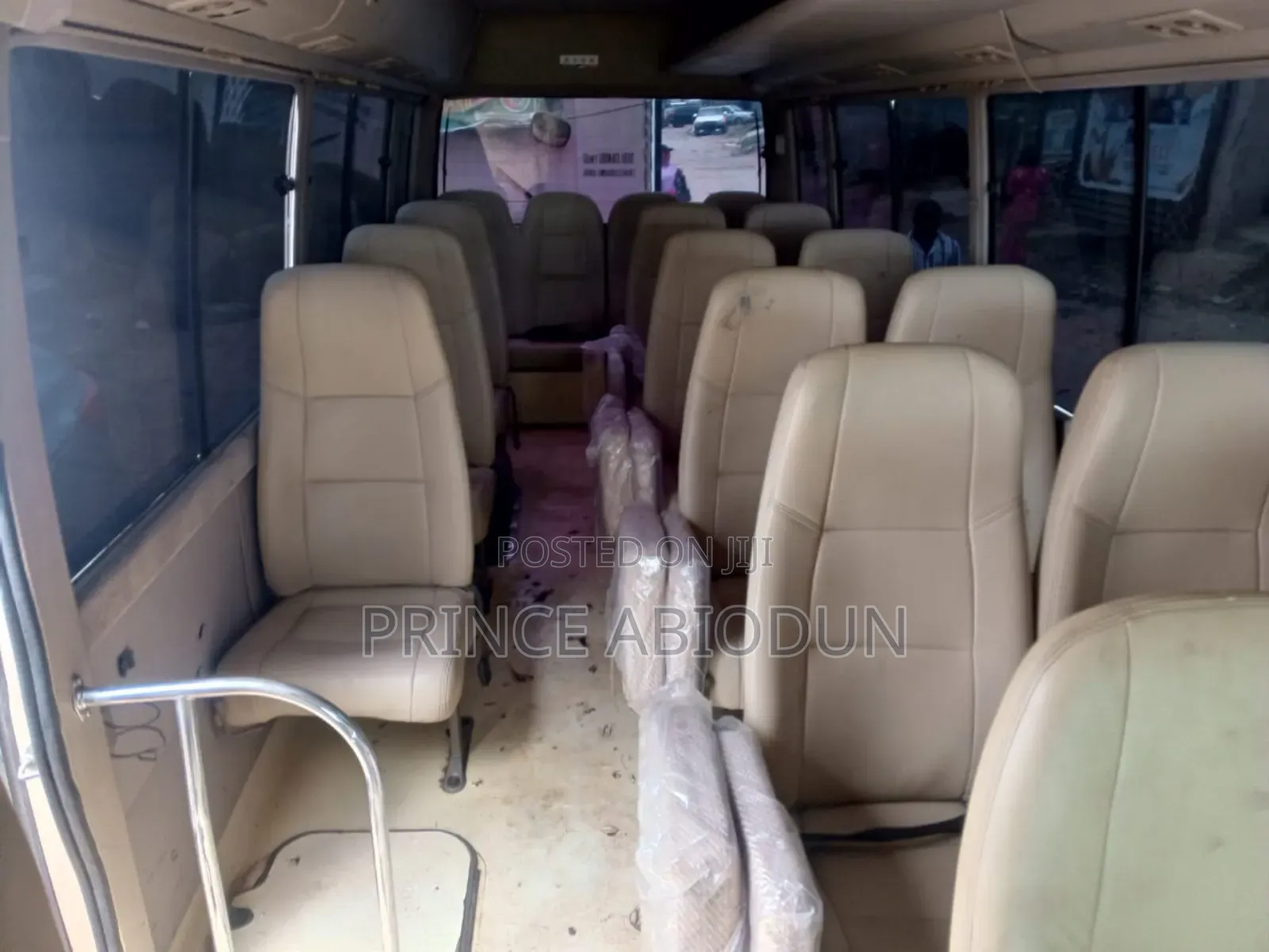 Toyota Coaster 2012 Gold