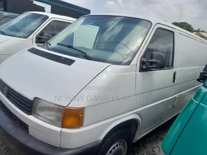 Volkswagen Transporter 2004 White