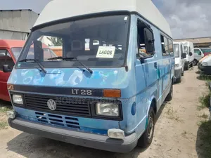 Volkswagen LT 2000 Blue