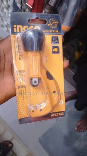 Ingco 4 to 32mm Pipe Cutter