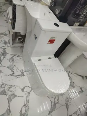 The Original Twyford England Water Closet Set