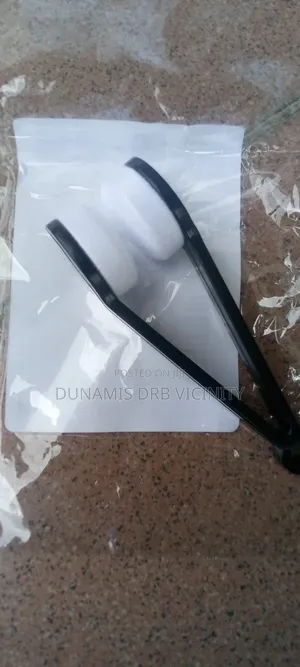 Eyeglasses Cleaner Brush