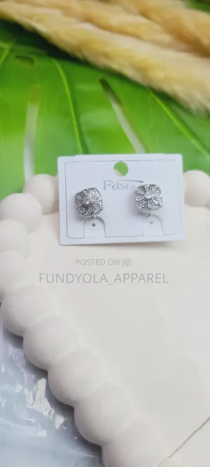 Silver Star Design Non Piercing