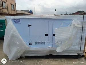 250kva Perkins Soundproof Diesel Generator