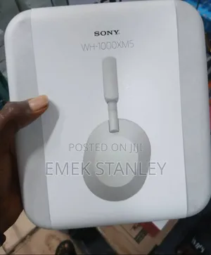 Sony Wh-1000xm5