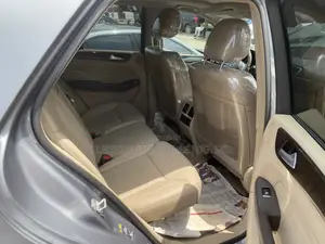 Mercedes-Benz M Class ML350 4dr SUV (3.5L 6cyl 7A) 2015 Gray