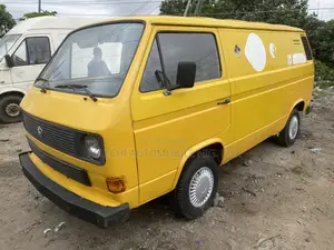Volkswagen LT 2000 Yellow