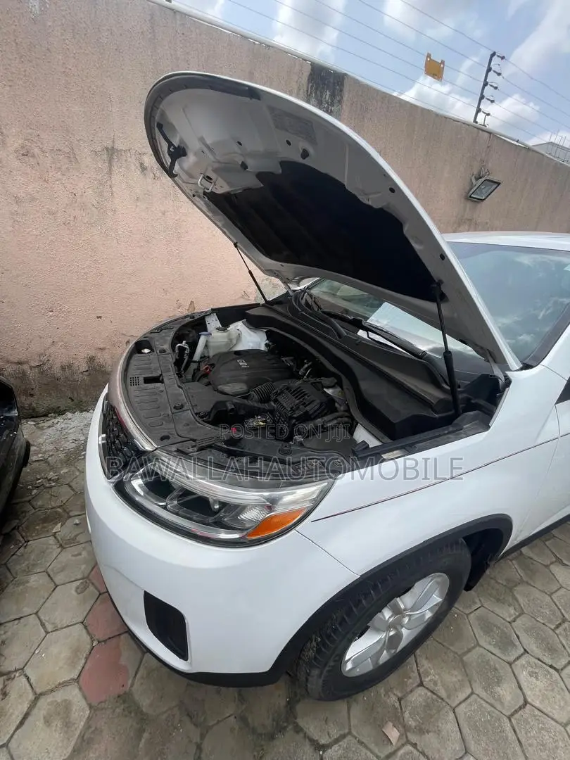 Kia Sorento 2015 White