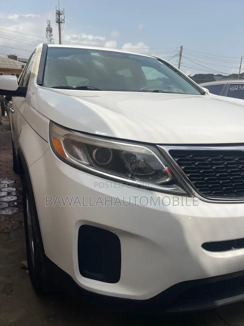 Kia Sorento 2015 White