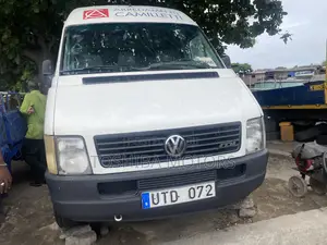Volkswagen LT 2000 White