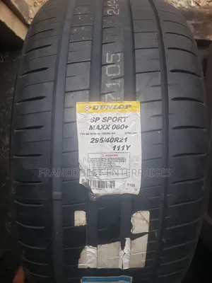 295/40r21 Dunlop Tyre