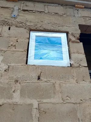 Toilet Aluminum Casement Window With Net and Burglary