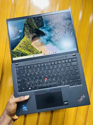 Laptop Lenovo ThinkPad T14s G4 16GB Intel Core i5 SSD 512GB