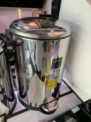 Havyhou Stainless Steel Pedal Waste Bin With Lid
 15liter