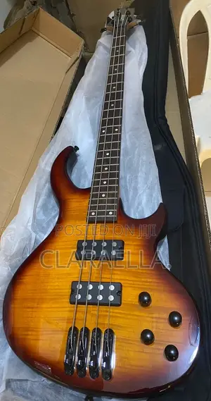 Givson Four Strings Bass Guitar