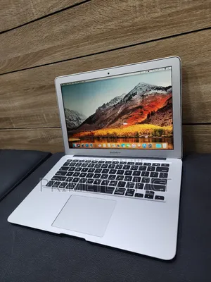 Laptop Apple MacBook Air 2015 8GB Intel Core i7 SSD 128GB