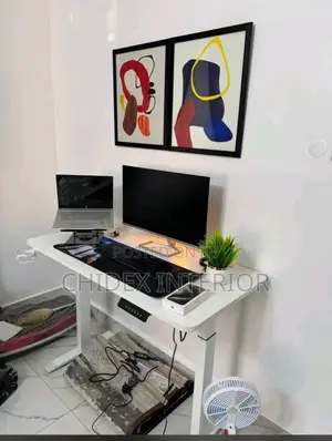 Classic Adjustable Table