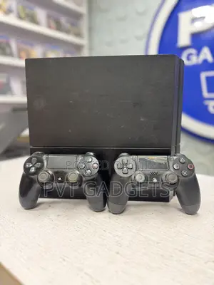 Ps4 Console 500gb (Fat) + 10 Games