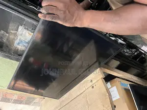 32inches Monitor