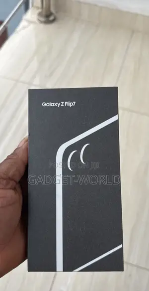 New Samsung Galaxy Z Flip7 256 GB Blue