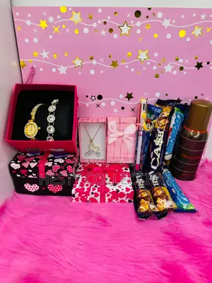 Girlfriend Day Love Gift Package