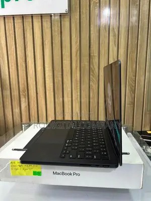 Laptop Apple MacBook Pro 2023 M3 14-Inch 18GB Apple M3 SSD 512GB