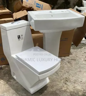 Executive Master Set Toilet