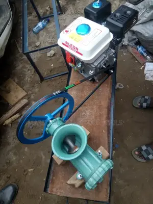 Gx200 Pellet Grinding Machine