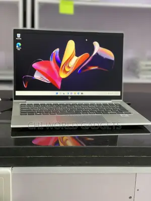 Laptop HP EliteBook 830 G7 16GB Intel Core I7 SSD 256GB