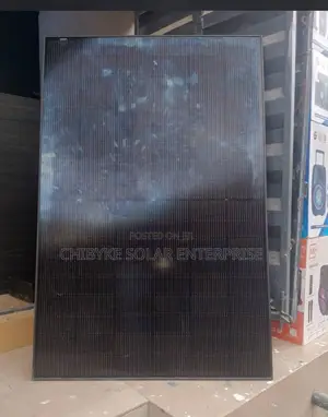 450watts Jinko Solar Panel Black Frame Halfcut