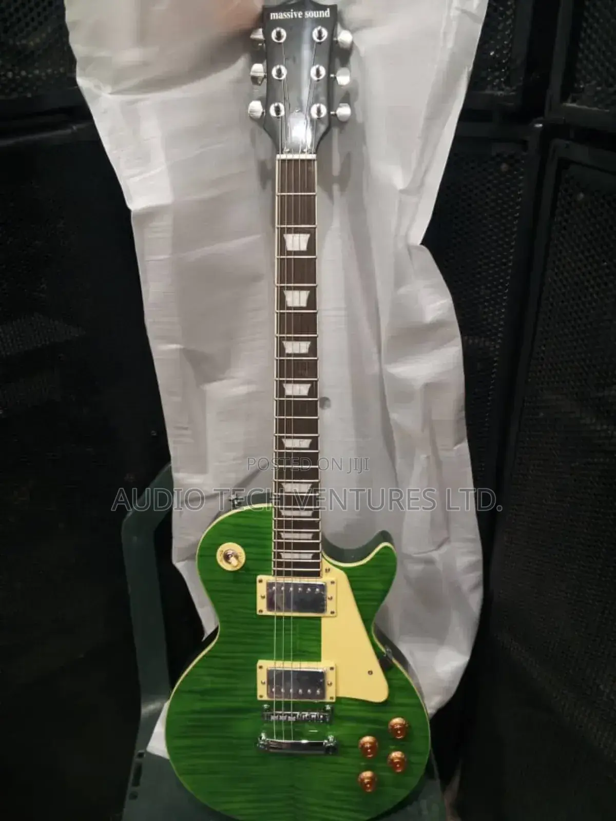 Massive Sound Guitar