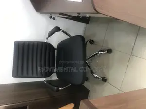 Stripped Black Executive Office Swivel Chair