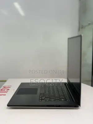 Laptop Dell Precision 15 5520 16GB Intel Core I5 SSD 1T