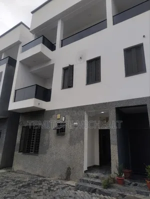 4bdrm Townhouse/Terrace in Main Jahi for sale