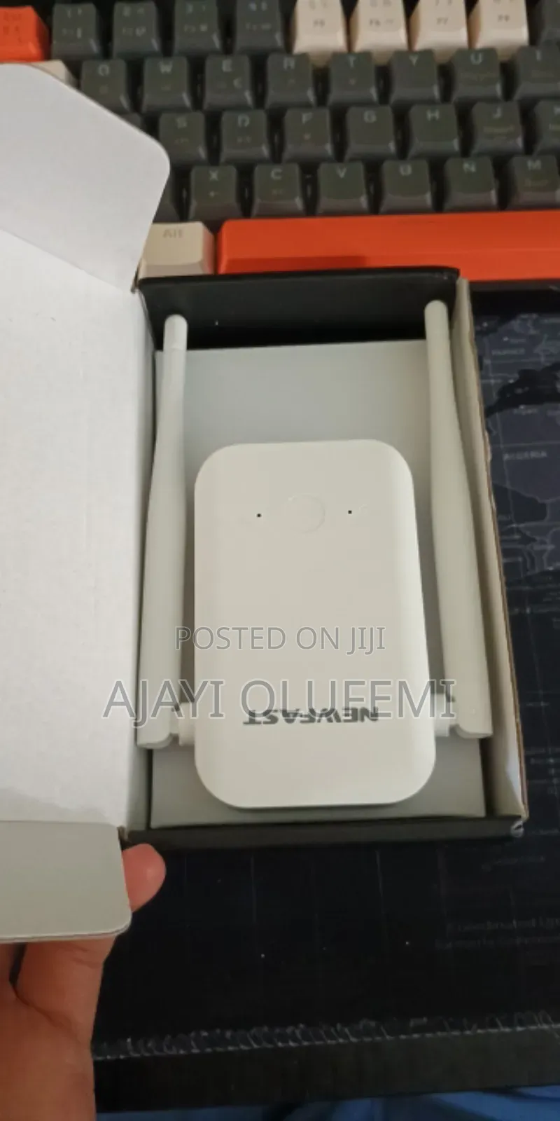 Comfast (Newfast) 300mbps Wifi Extender.