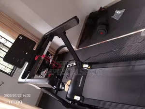4 Horsepower, 150kg Capacity Commercial Treadmill