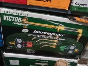 Journey Man Victor Cutting Set