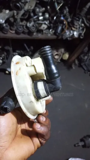 Fuel Pump Cover Components for Your Range Rover Sport 06/09