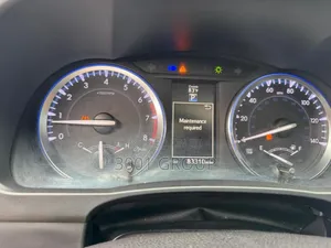 Toyota Highlander XLE V6 4x4 (3.5L 6cyl 6A) 2016 Gray