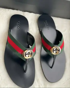 Gucci Men's Thong Sandal With Web. *Leather Sole