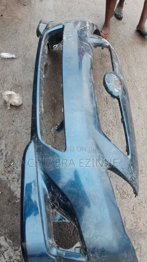 Toyota Corolla 2012 Front Bumper Spots
