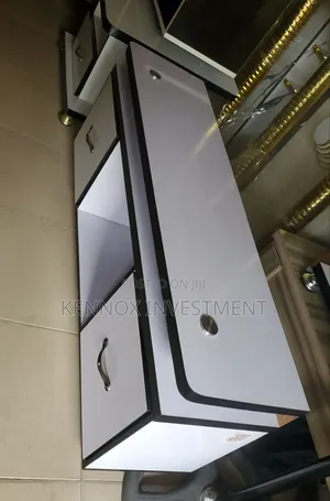4ft Solid White Tv Stand