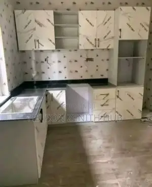 Modern Kitchen Set Up