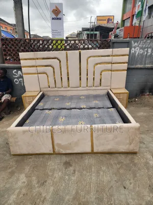 Neatly Padded 6by6 Brand New Bed With Side Drawers.